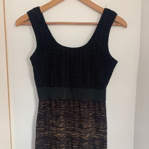 Sleeveless Dress - Picture 1 of 1